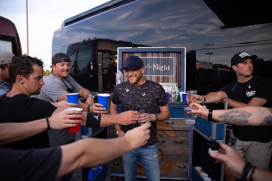 coleswindell's tweet photo. Win The Night on 3... REPEAT👌🏻🥃 https://t.co/WoTCgV3xdA