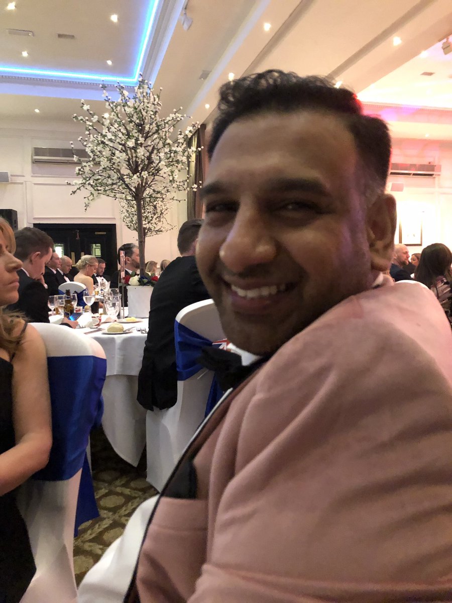 debbiehoward42's tweet photo. #greatbritishball looking very glam https://t.co/ArLoJ9OJhd