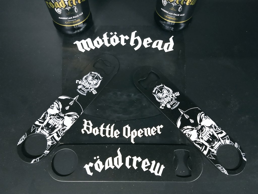 ivannieblas's tweet photo. MAÑANA es la MOTÖRPARTY en El Scary Witches. Además de sobredosis musical a cargo de @ElWARpig + @ivannieblas, habrá, CERVEZA ROADCREW A PRECIO ESPECIAL, GALLETAS DE LEMMY, y los amigos de @MotorheadM tienen regalos como STICKERS, DESTAPADORES Y UN VINIL Cáele! 7PM NO COVER. https://t.co/5zpuMZmjVT