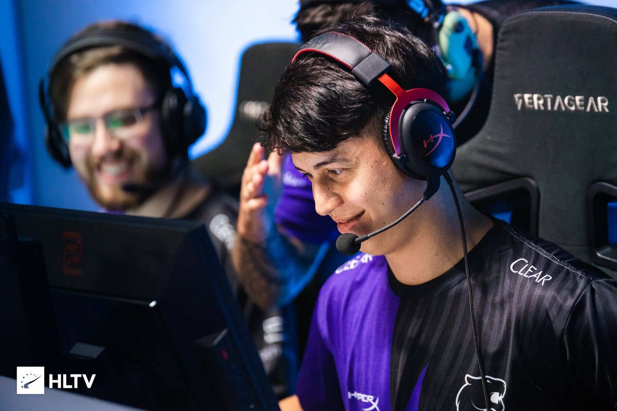 brcho_'s tweet image. #ECS7