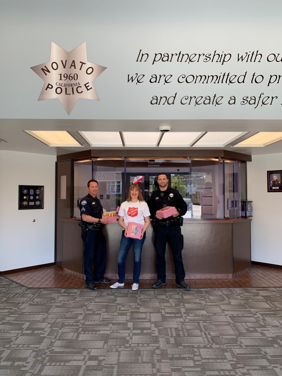 NovatoPolice's tweet photo. When your love for 🍩 goes🙌with your love for helping others.
Happy National🍩Day! Thank you @SalvationArmyUS #Marin for the yummy #Donuts! #NationalDonutDay #DonutVibes #DonutLove #FridayMotivation #FunFriday #NovatoProud https://t.co/mkOCmu0E2C