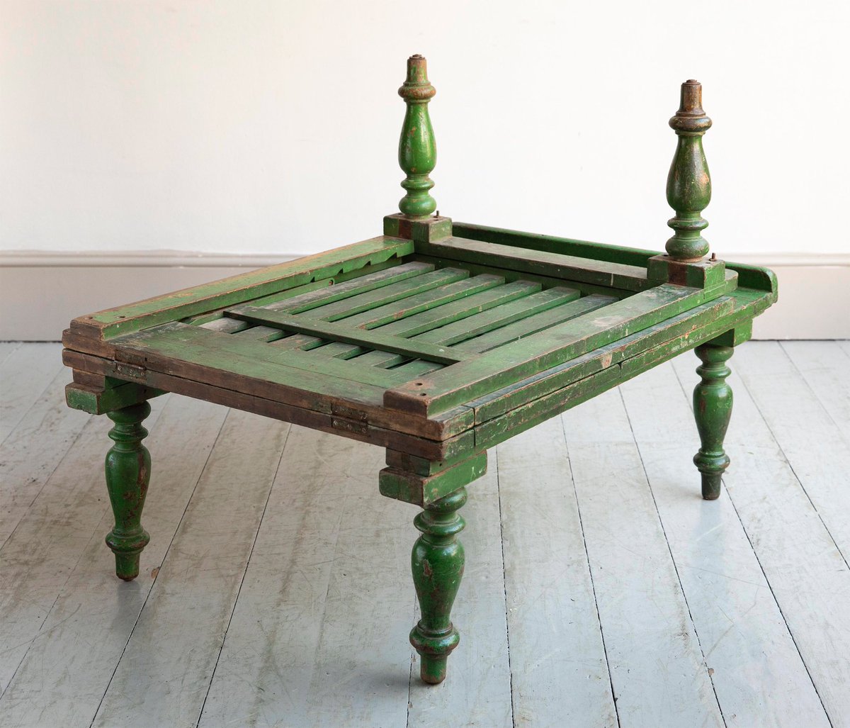 Howe London tweet media