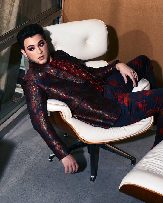 Watch Manny MUA's leaked NSFW photo on TwXstars