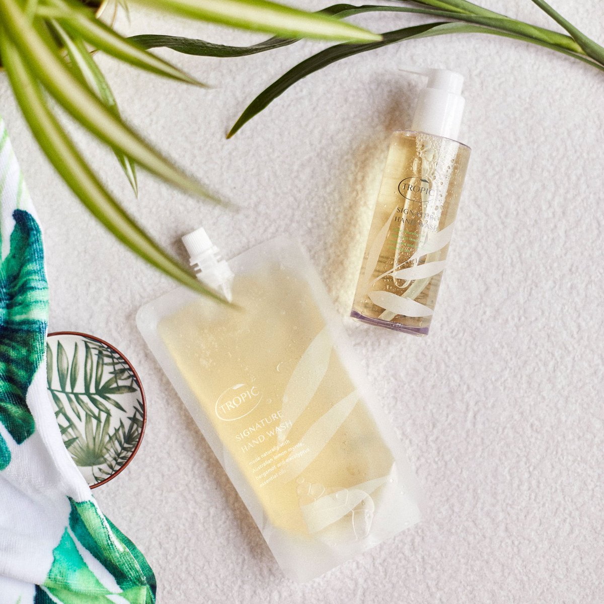 TropicTim's tweet photo. Once you've collected 5 refill pouches, return your empties to Tropic HQ and receive a complimentary pouch!

https://t.co/aeB6LOyUtL

#natural #products #bath #refill #relax #chill #tropic #wellbeing #health #spa #treatment https://t.co/tMQsVLBRd8