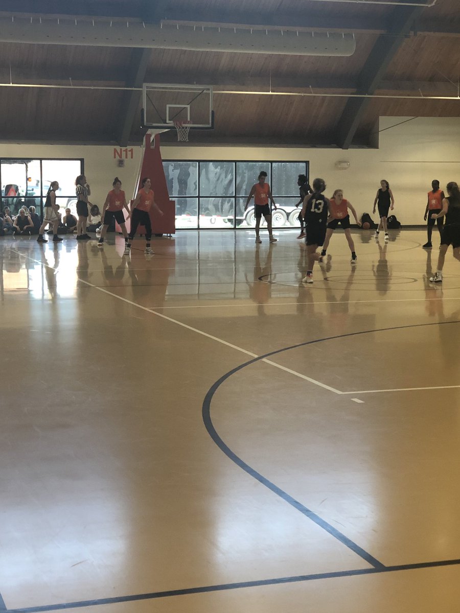 LJ_BBALL's tweet photo. JV girls battling at the @OSUWBB team camp! #LJHoops https://t.co/eVji2Kp9H5