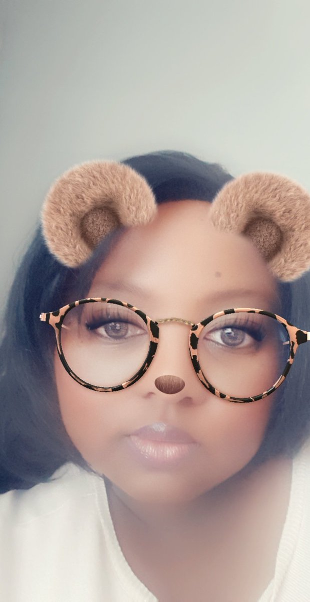 LadyPlay's tweet image. thinking of a new look.