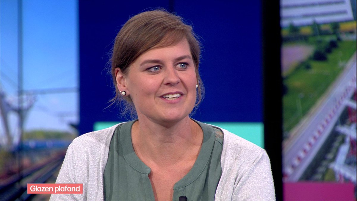 de_Markt_'s tweet photo. Straks #demarkt 12u35 op @een met @KerlijneE
#plastic sorteren gaat goed, maar hoe zit het met #recycling @fostplus #blauwezak #ovam
Daphne Deckers leidt staalbedrijf Ferrokonstrukt
Belgische productiviteit moet hoger @NBB_BNB_NL
Een gedragscode voor #slotenmakers: helpt dat? https://t.co/FZcmYcb5c6