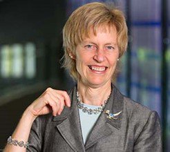 Congratulations to our very own <a href="/SusieMArmstrong/">Susie Armstrong</a> on 25 years <a href="/Qualcomm/">Qualcomm</a>. When you connected our phones to the Internet, you changed the world (US Patent #6,230,012). Thanks for being an amazing inventor, STEM champion and wonderful colleague.