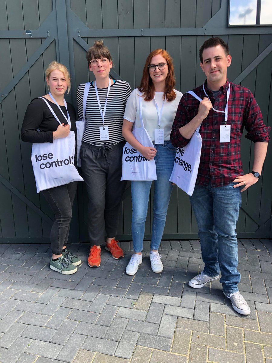 Heute finde in Bielefeld mit der @cxikonferenz die größte Konferenz für Corporate und Brand Identity statt. Wir sind wieder mit einem Teil unseres Kreativteams dabei, um aktuelle Trends aufzugreifen und uns inspirieren zu lassen.
#cxi19 #branding #corporate #identity <a href="/deszign_de/">Stefan Zimmermann</a>