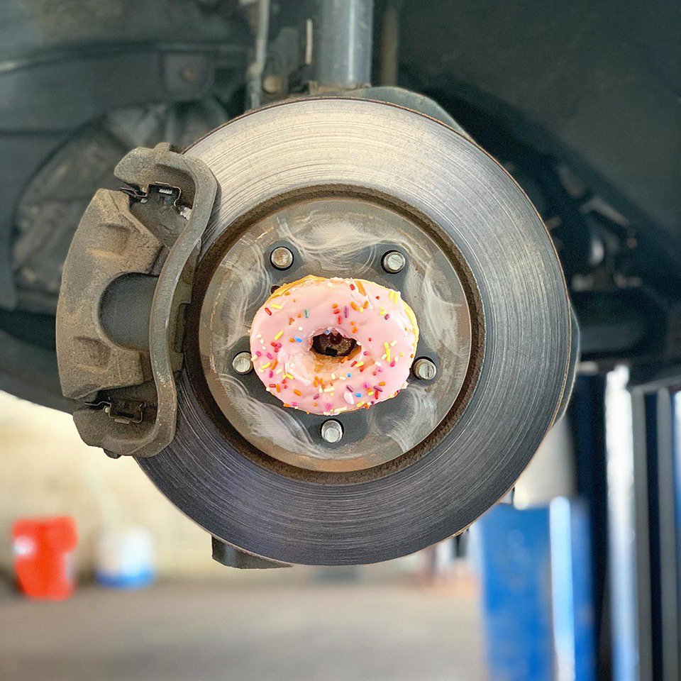 SullivanTire's tweet photo. ๐คฃ #tirehumor https://t.co/BE0UPkiZWa