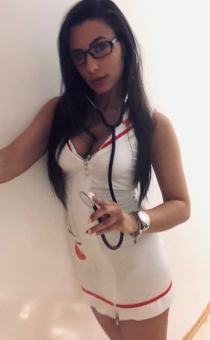 It's getting hot in here, do you need your temperature checked? https://t.co/AwMk5OeLnr  https://t.co/yfGFjjU0ip<a href="/tag/lourdesgirl"class="tags"><span>#lourdesgirl</span></a>