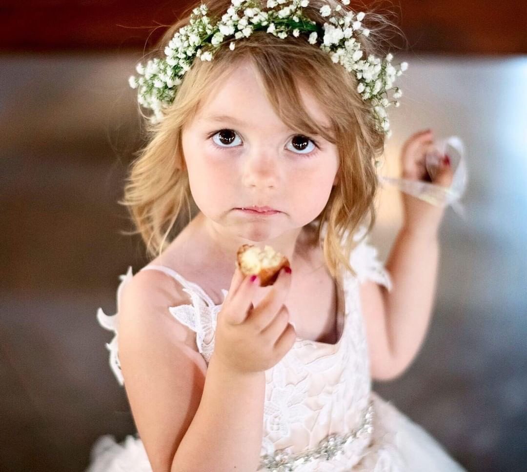 Happy National Donut Day 🍩 
Donut miss our fussy flower girl remedy (hint: donuts)
#nationaldonutday #donutday #donuts #mnbride #minnesotabride #wedding #dessert