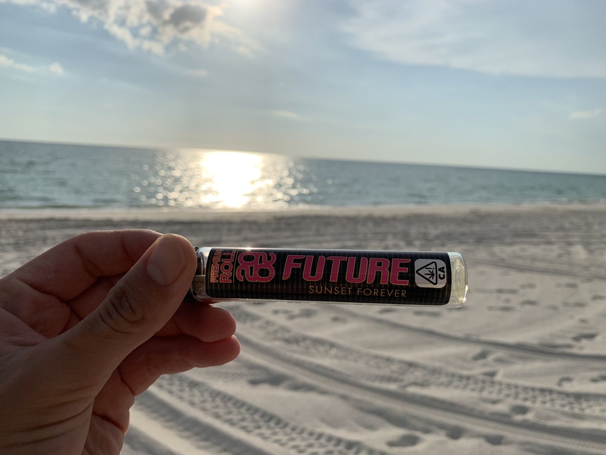 NoJokeSmoke's tweet photo. Had to start my own wave.  Now im heavily paid. https://t.co/cmET5cATgt