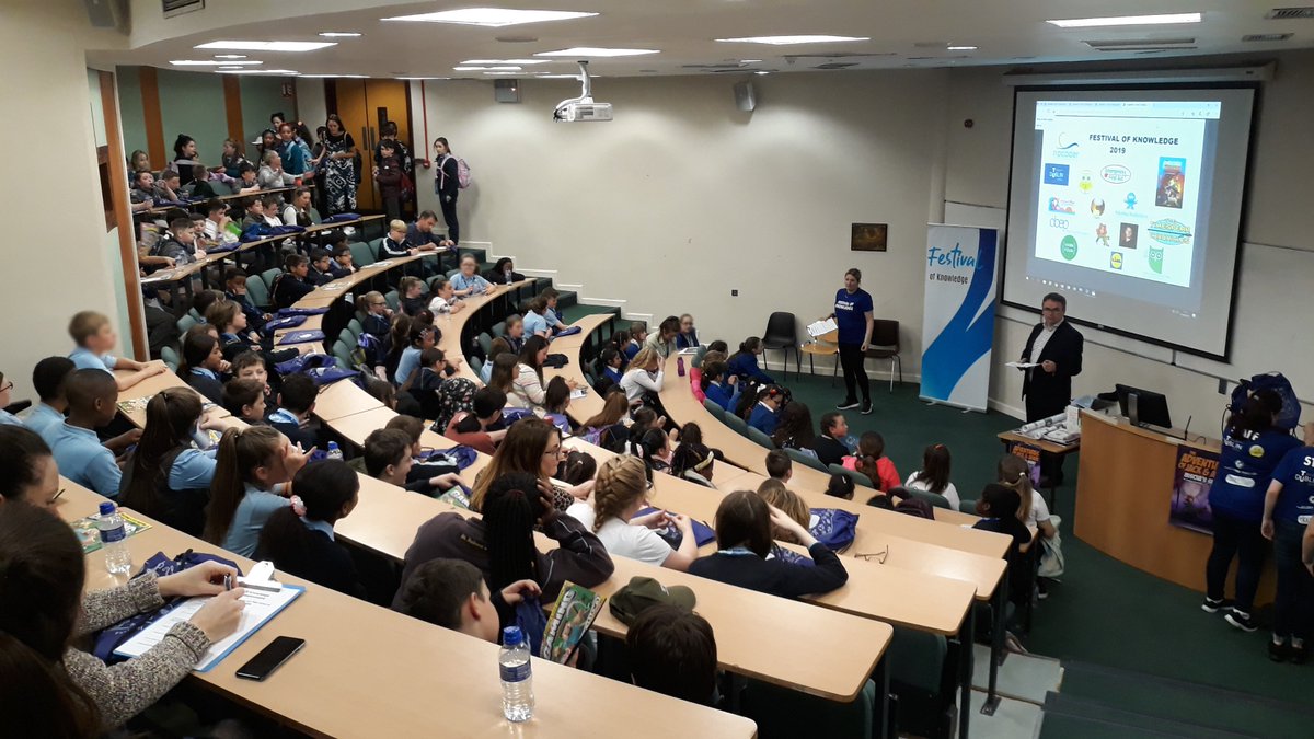 TUDublinCivEng's tweet image. Thanks to Lisa OBrien & the @FestofKnowledge team for organising such fantastic & fun #STEAM workshops for children from @stmarysdorsetst Georges Hill PS @StAudoensNS  St. Enda's PS @Francisstcbs1 St. Gabriel's NS & Warrenmount PS @WeAreTUDublin Aungier St was noisy for June