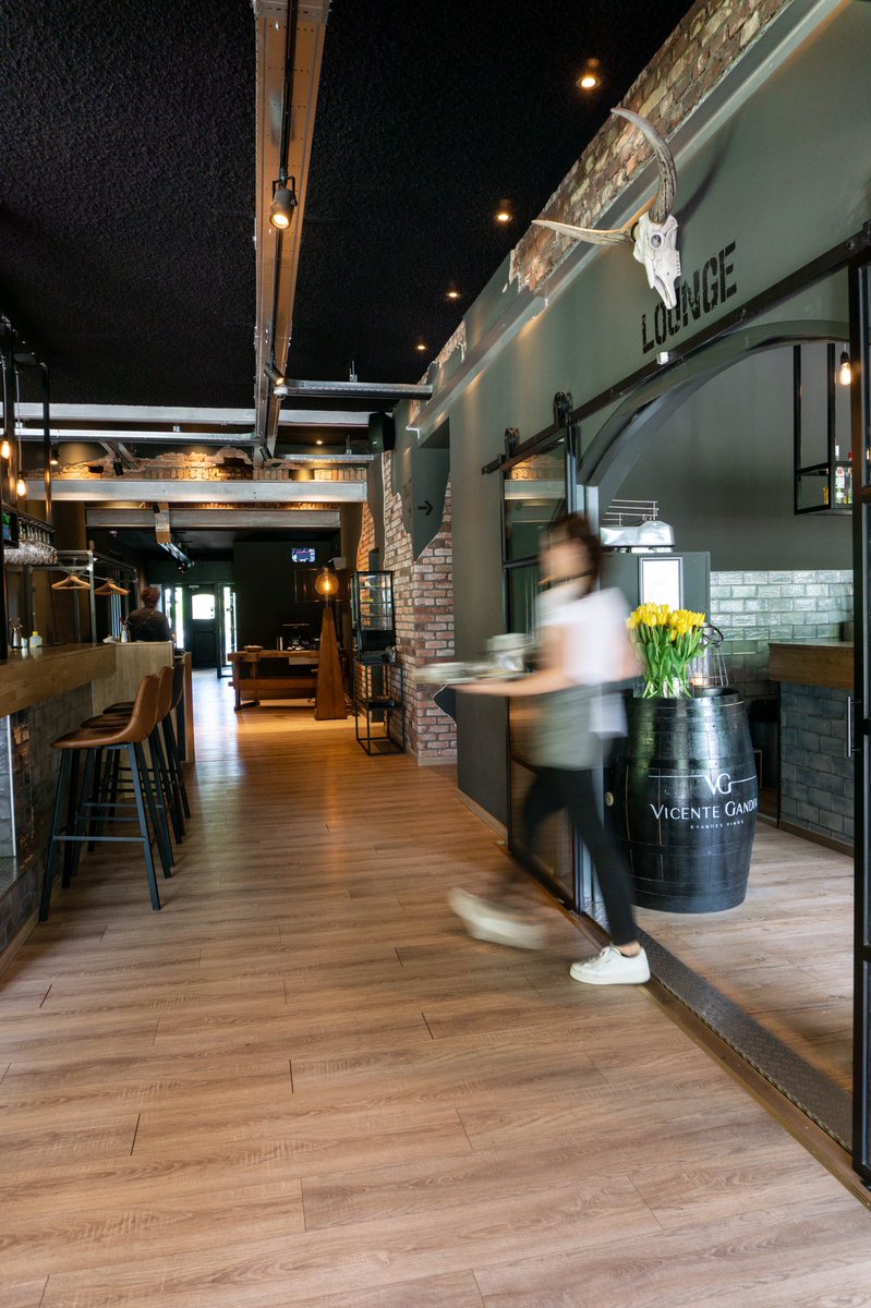 Nedtronics's tweet photo. Binnenkort opent #TresTapas #Barneveld ook hier geniet u van #bosepro #geluid powered by #Nedtronics. https://t.co/dDg1bh97Iz