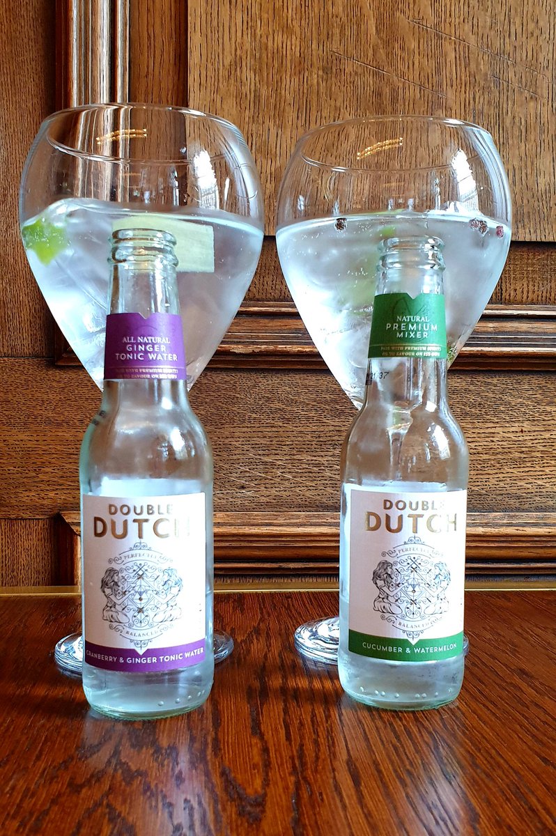 What a beautiful pair <a href="/Continental_NCL/">The Continental</a> <a href="/vickster32/">Vickster is not 32</a> #gin #FridayFeeling