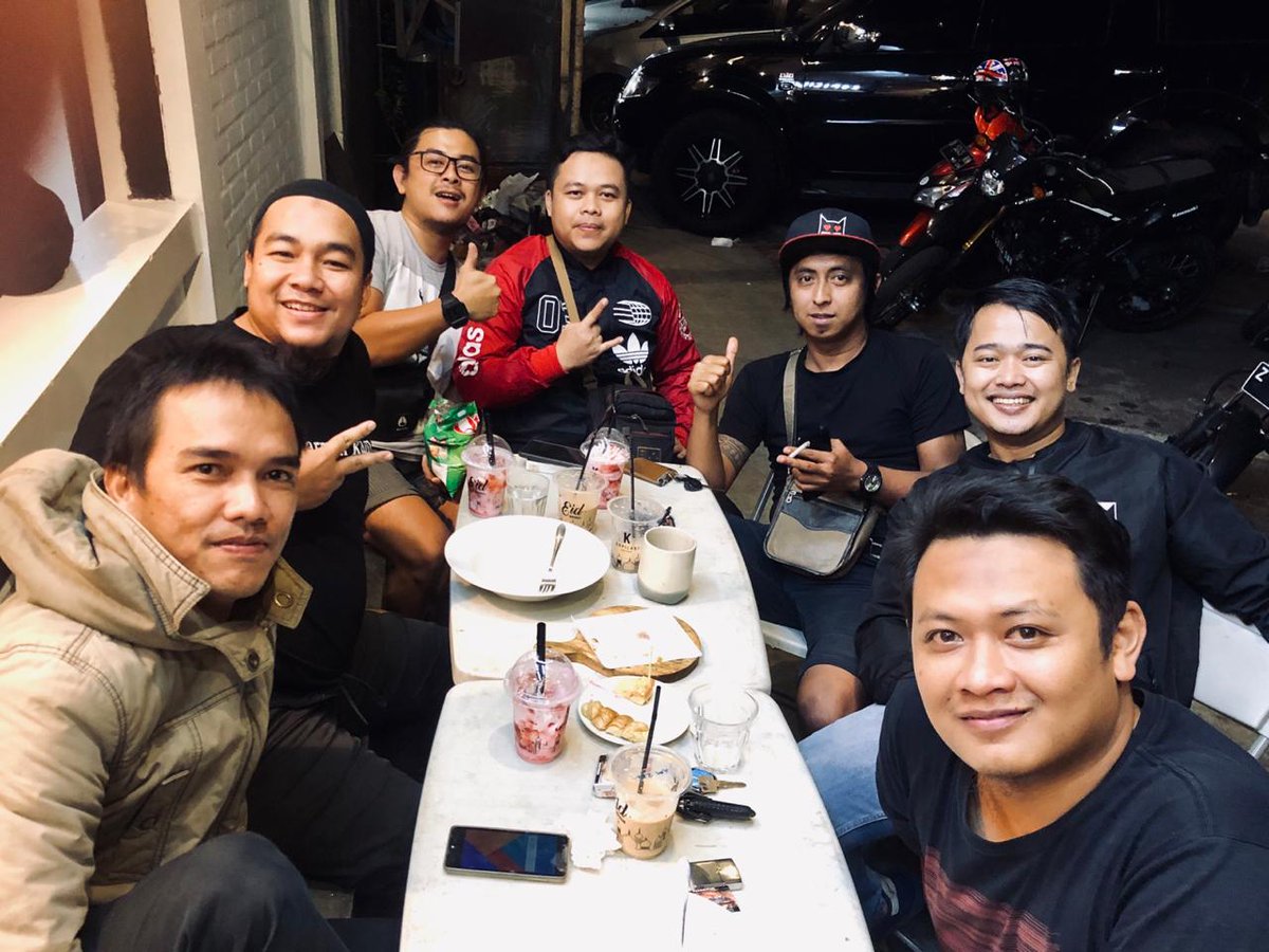 Am2pm... Silaturahmi jangan ampe keputus 😁