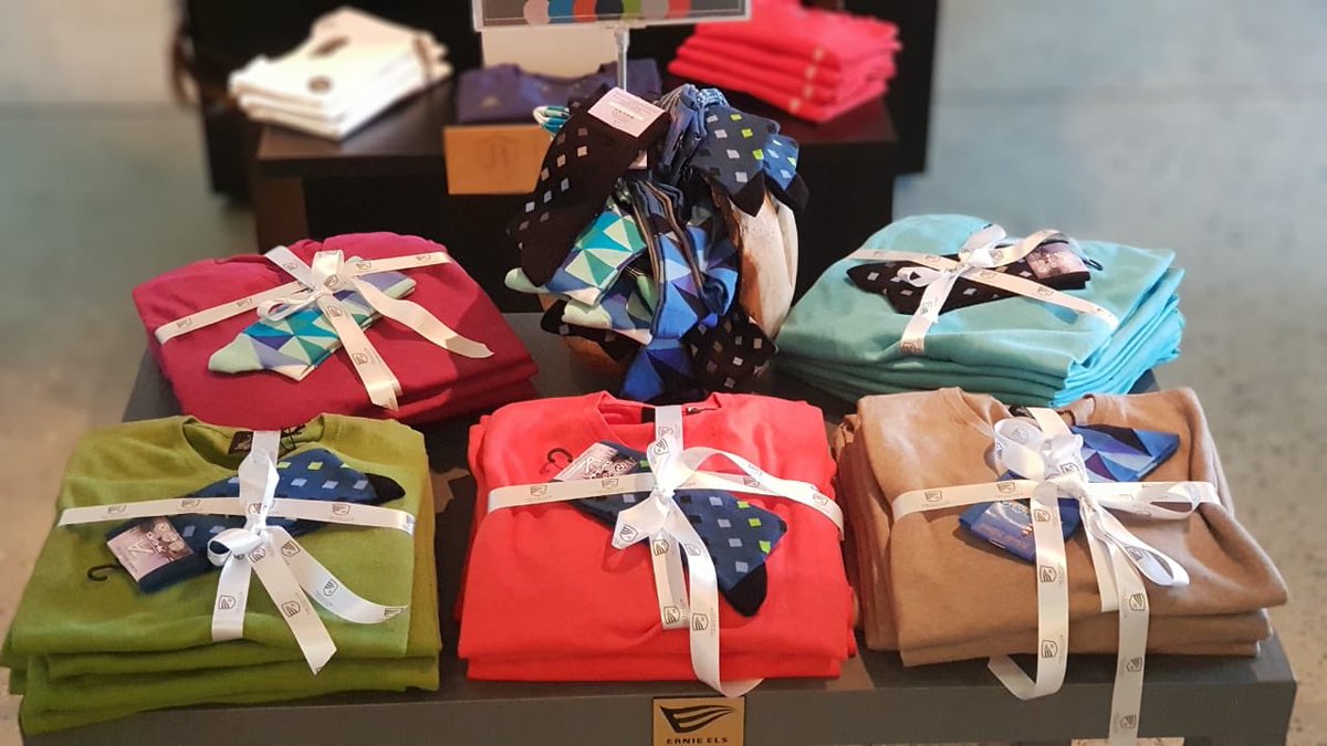 Great idea by <a href="/CopperleafSA/">CopperleafSA</a> for Father’s Day offering a free pair of socks with every AHEAD jersey purchased! #FathersDay