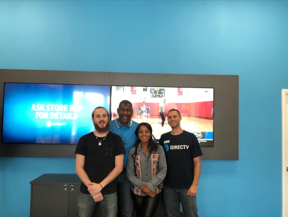 A store is Born! Prime Tech 360 Avalon Park. Only a few hours in and we’ve already had our first customer, and our first sale! ⁦<a href="/johnmyers/">John Myers</a>⁩ ⁦<a href="/_Shelley_G/">Shelley Goodman</a>⁩ ⁦<a href="/jrluna11/">JR Luna</a>⁩ #AvalonPark #407 #OpenForBusiness