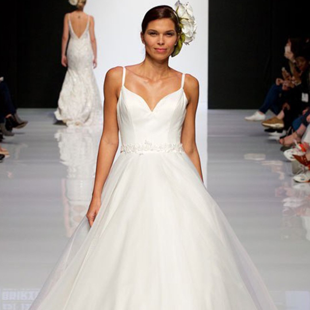 Absolutely Weddings tweet media