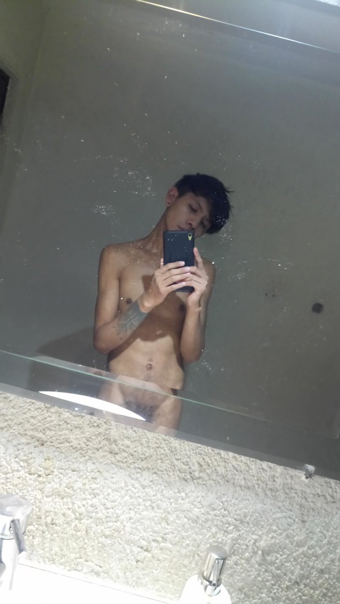 DanceBlog_HM's tweet photo. #Bathroon https://t.co/n9gM8fHj9m
