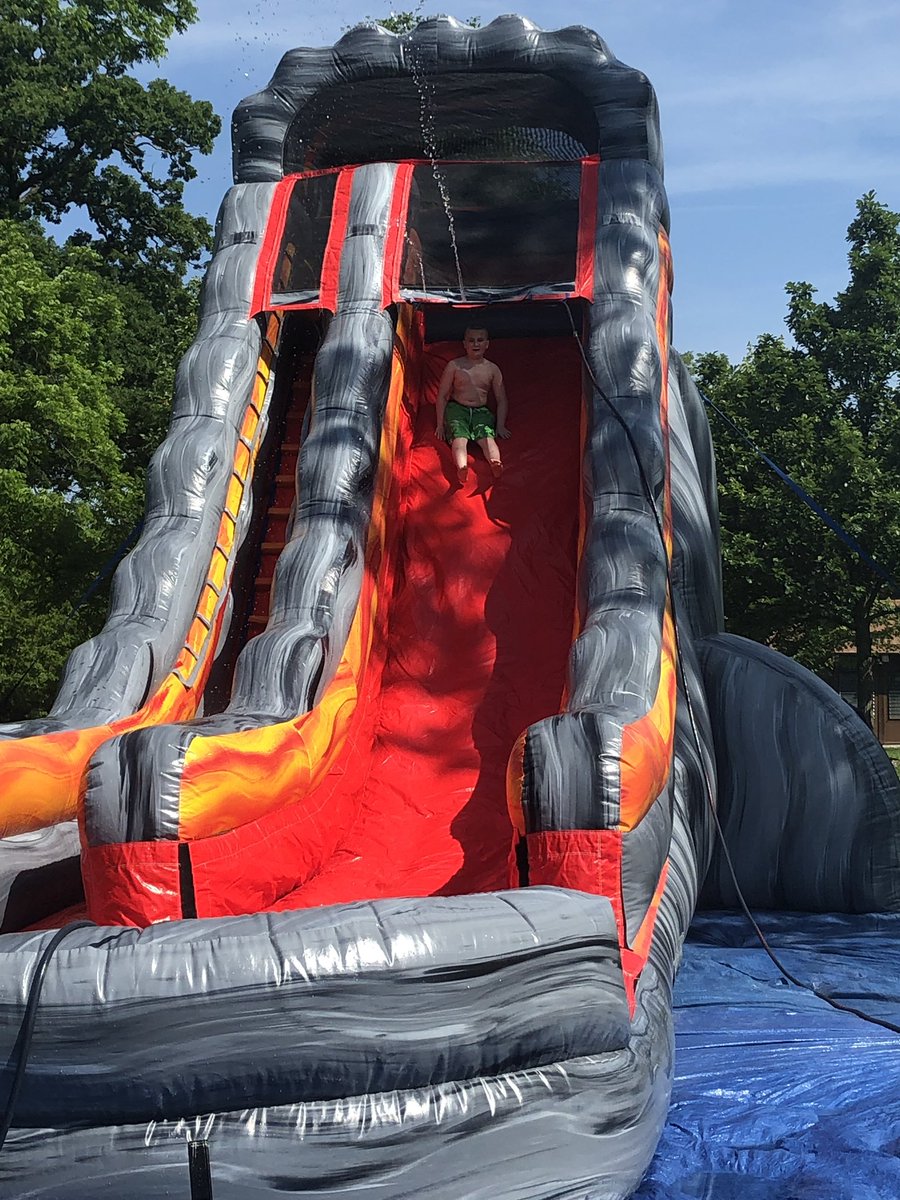 RotaryCamp's tweet photo. Jurassic times calls for Jurassic measures... Archery, volcano slide, @nelson_atkins crafts- can’t stop us now! #dinomite #dinopuns @JoshuaCenterKC https://t.co/WfL5yOFuRU