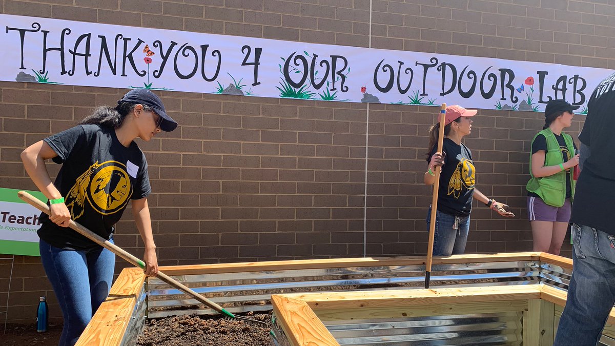 LandDesignInc's tweet photo. Last week our DC office got their hands dirty with @RedskinsCR and @OutTeachEd to build an outdoor learning lab at @BrookfieldES! #LDGivesBack https://t.co/f4eNktZbbk https://t.co/Dglqjuaox3