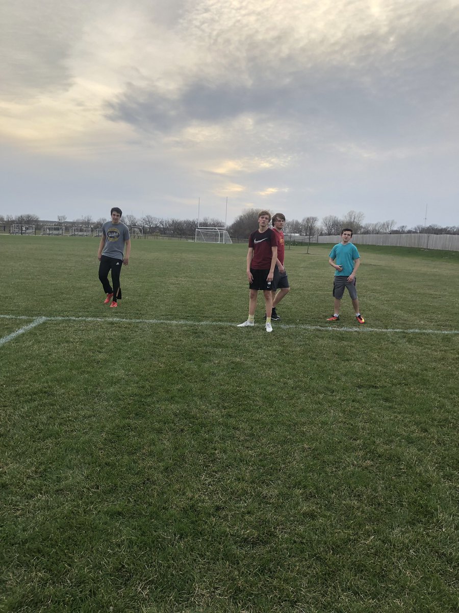 Hawktimate's tweet photo. Come support your Ankeny Ultimate Frisbee team on their state tournament run starting Saturday @ 9am @ Lied Recreation Athletic Center in Ames! Bring a lawn chair and some water! https://t.co/TS5cYjFPch
