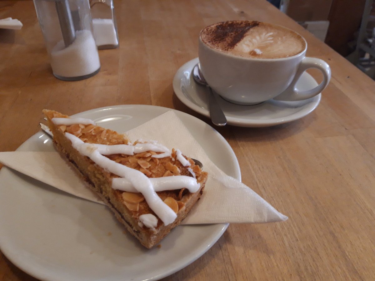 Stopped off in #Comrie for coffee <a href="/HansensKitchen/">Hansen's Kichen</a> where there is always a great choice! #Perthshire