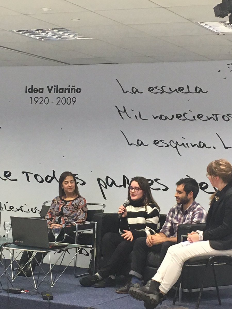 PatriciaBAg's tweet photo. Experiencias nacionales en cierre de semana #EdtechUy los jóvenes nos cuentan su experiencia 😄 https://t.co/0LcQZ32eS1