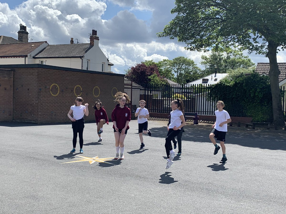 StCuthbertsPESS's tweet image. Year 6 creating their own high energy exercise routines! 🏃‍♂️ #fitnessterm