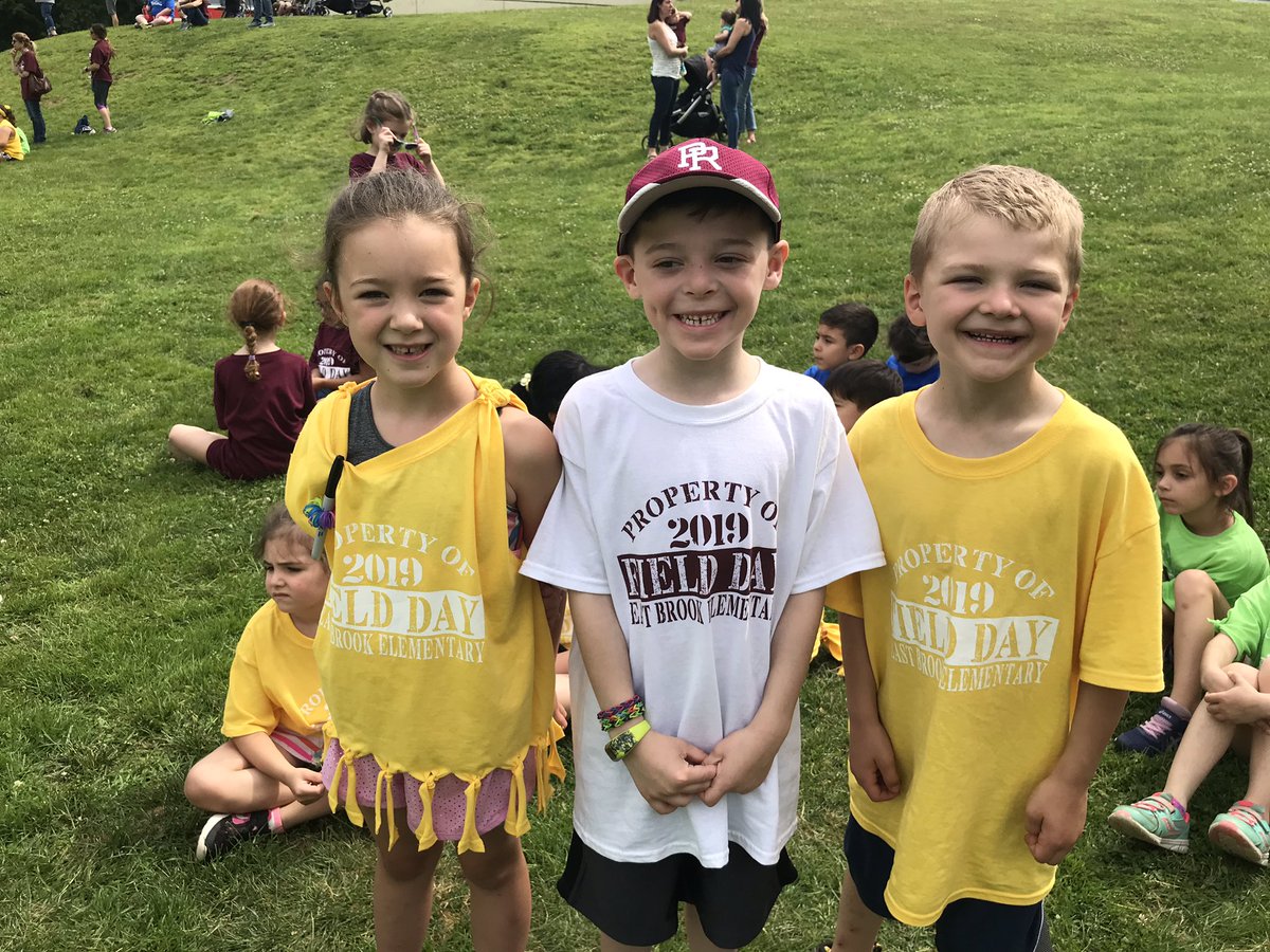 MrsMacchione's tweet photo. Field day smiles ☀️ 🤗 https://t.co/scHkQROiat
