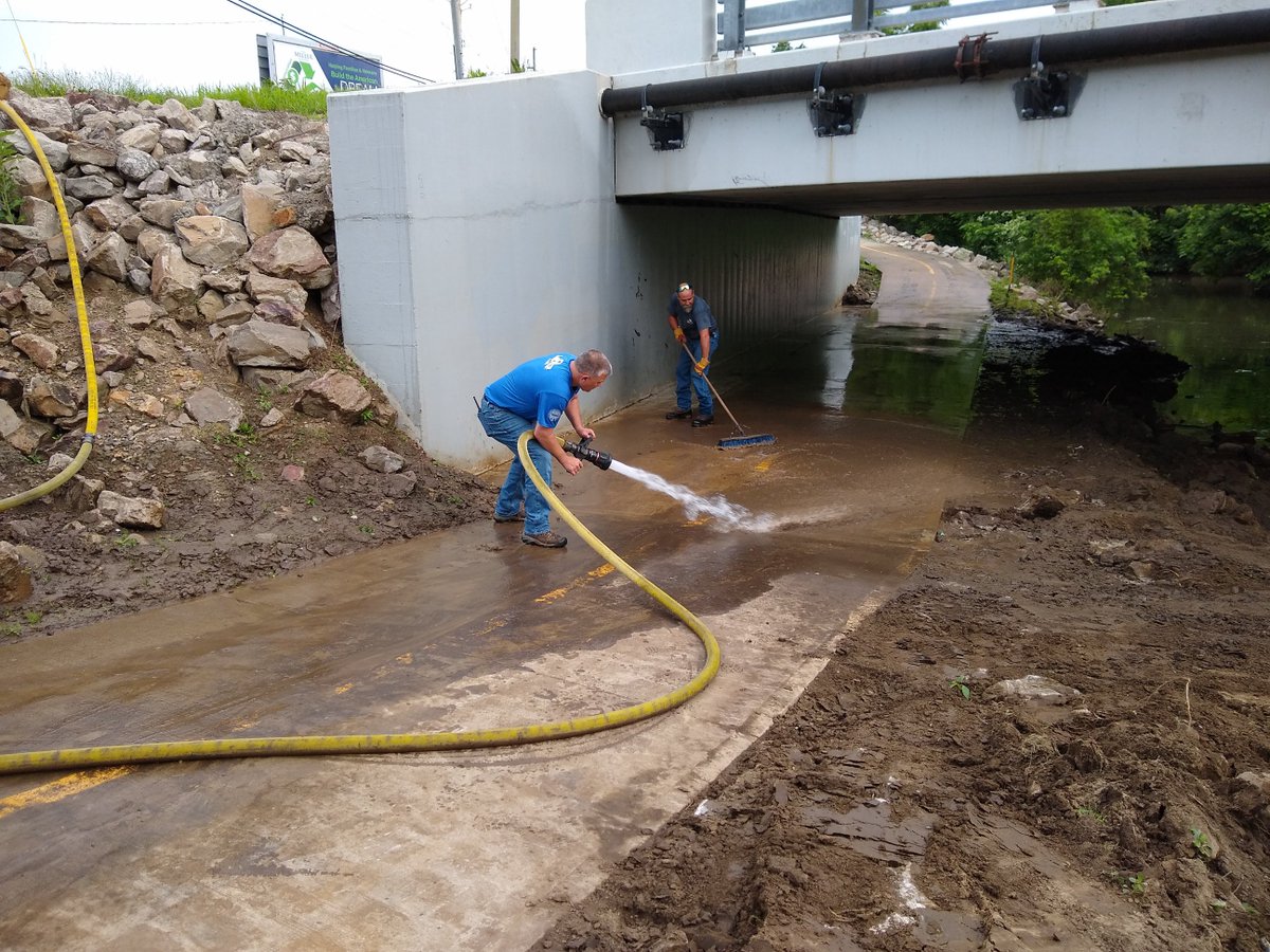 SpencerRemo's tweet photo. Big thank you to @LancasterOHFD and @lancasterparks for prepping the underpass along Fairfield Heritage Trail for our upcoming mural project! If mother nature allows, we'll be out there painting June 17 https://t.co/Dq2tIhKj6o