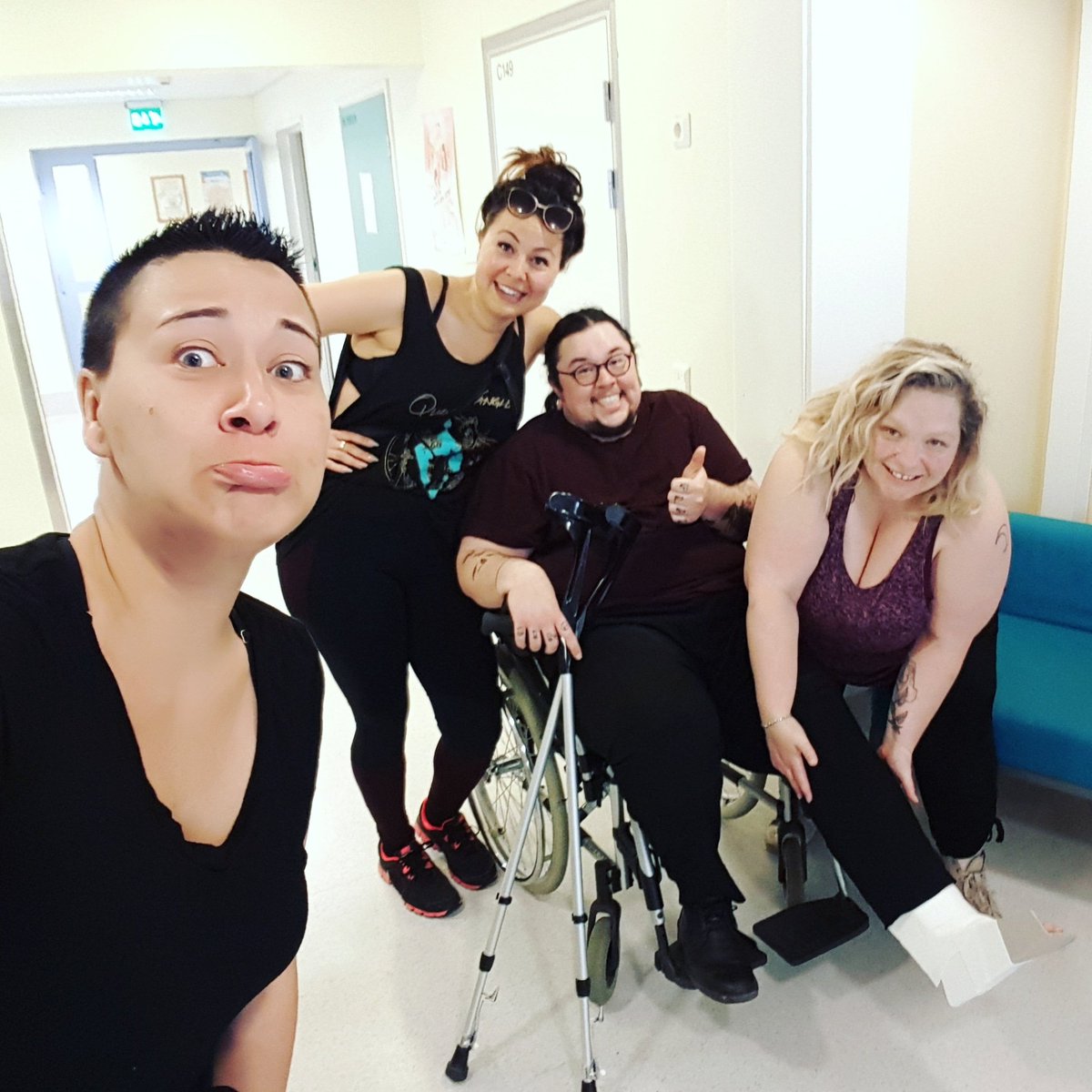 Soooooo this happened on our overseas adventure 😩😓😅 #quantumtangle #ontheroad #ontour2019 #ontour #finland #kaukonen #silencefestival