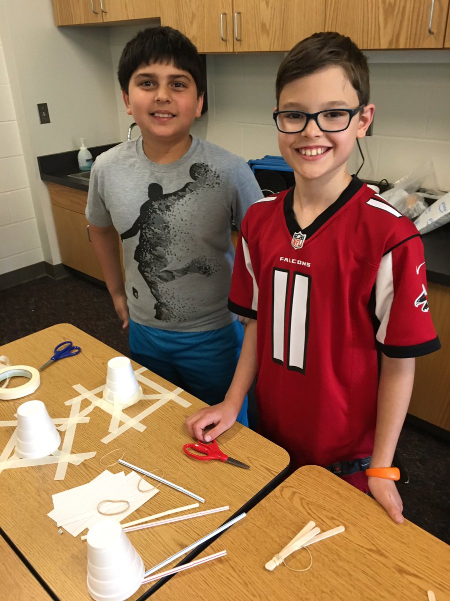 MrsL4th's tweet photo. Last day of school STEM activities.   These students started with the Pom Pom blaster.   Can you launch a Pom Pom at least 2 feet? https://t.co/9ZbszfCQR0