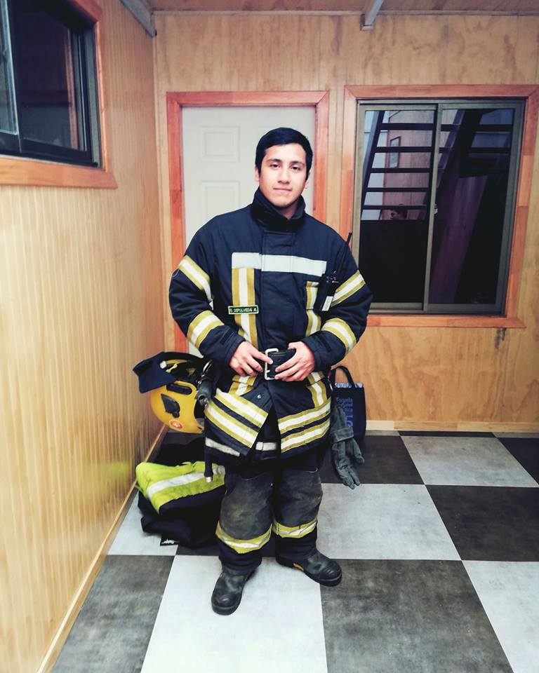 Cuarta_Cbc's tweet photo. Hoy 07 de Junio queremos felicitar a nuestro voluntario Nicolás A.  Gallardo Barría y Ricardo Sepulveda Antipani los cuales están de  cumpleaños.
 4 Abrazos y Feliz Cumpleaños a ambos, que sea un buen día para ustedes. https://t.co/CUx0Tk8NTl