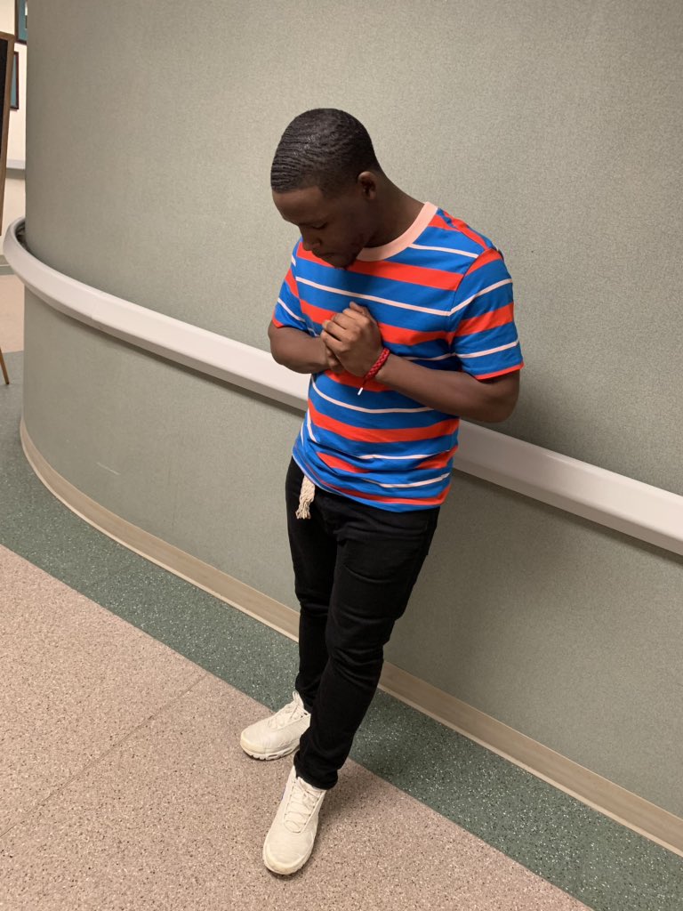 thatpat_'s tweet image. #WhosWhoOfJSU 
‘22 of JSU
Patrick Andrews (only answer to Pat 😂😂)
1 of 2 TWINNNNEMMMMMMM
° Laurel , Ms 
° Mass Communications major 😎
° Part-Time Procrastinator 🥴
° if you see me and i check yo ahh , it’s all jokes . don’t get upset 😂😂
#matchone🍃