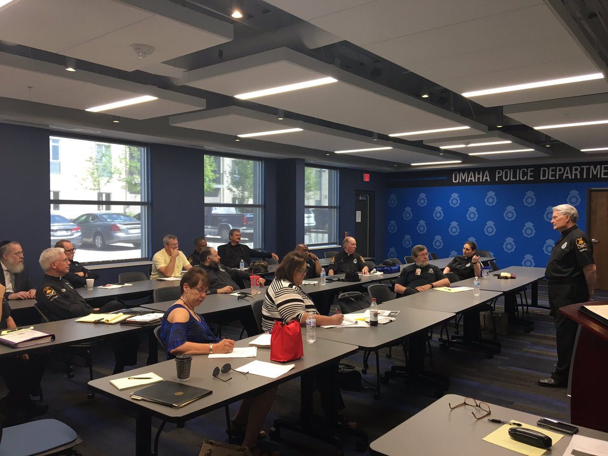 OmahaPolice's tweet photo. #OPD Chaplain Corps meeting at the Southwest Precinct to discuss new strategies for outreach to officers and our community. These volunteers are called upon to assist with crisis response, counseling, and other various situations our officers encounter. #SupportBlue #SupportOmaha https://t.co/ZortiJcLEA