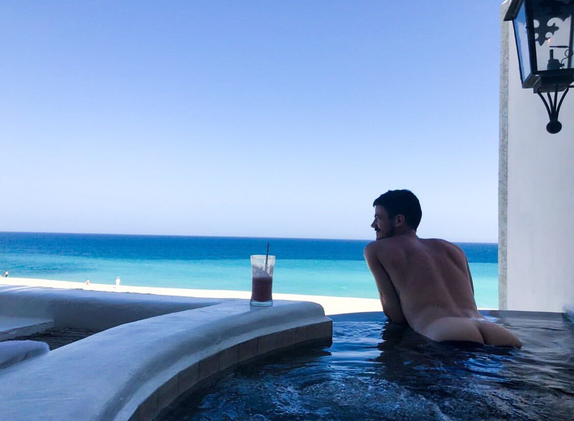 IG UPDATE | แกรนท์ตอนนี้กำลังเที่ยวอยู่กับแอนเดรียที่ Mexico ครับ (รูปสุดท้าย 🙈)