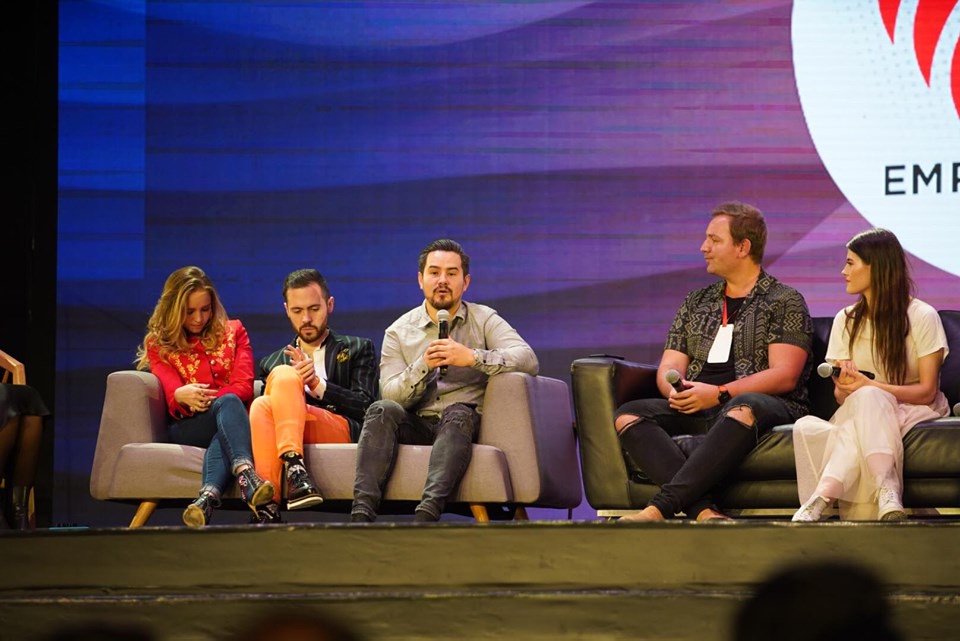 empowered21's tweet photo. An empowering conversation with the next generation, the youth generation and the future leaders of the church on the importance of being a strong influence and a bridge from the current generation to the “now” generation and on to the future generation. #E21Bogota https://t.co/bOVR7KfA48