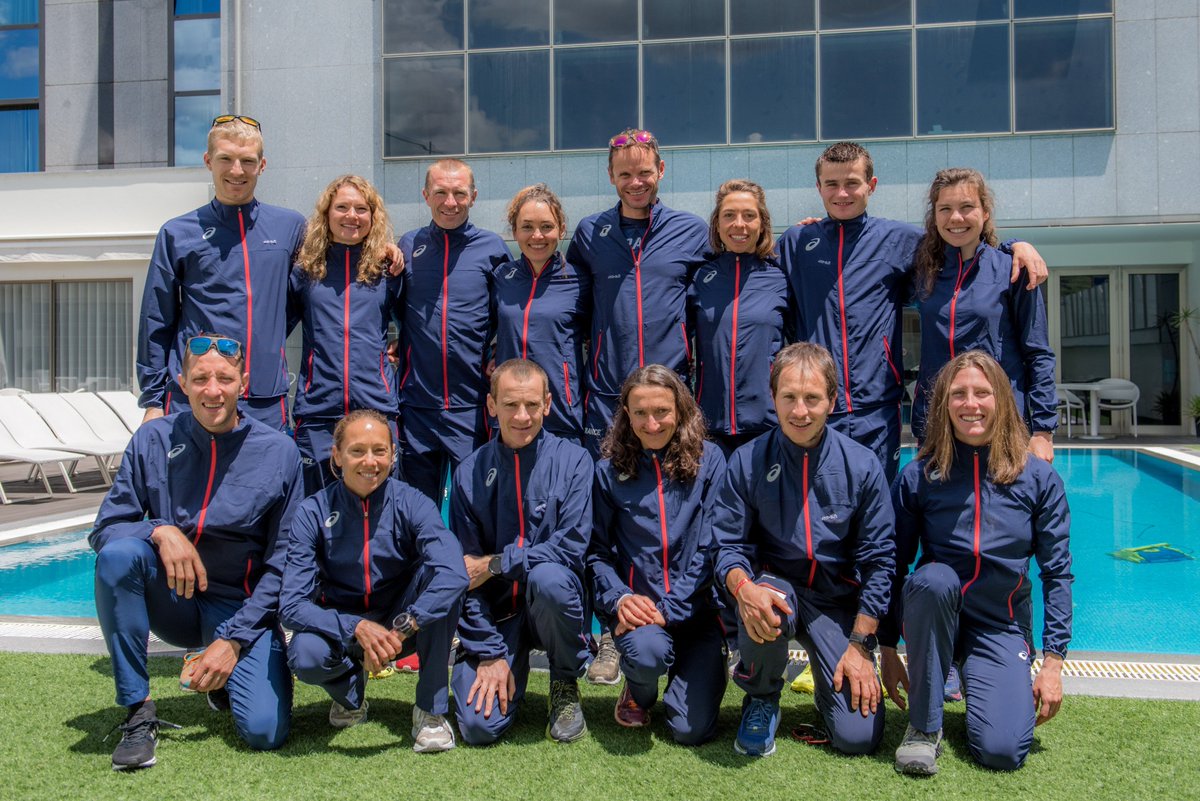 FFAthletisme's tweet image. 🇫🇷 L'équipe de France de trail est prête pour les Championnats du monde de Miranda Do Corvo, au Portugal, que vous pourrez suivre demain dès 9h sur les réseaux sociaux de la FFA ! Allez les Bleus ! 👏

📢 #AbutresTWC19 #TWC19