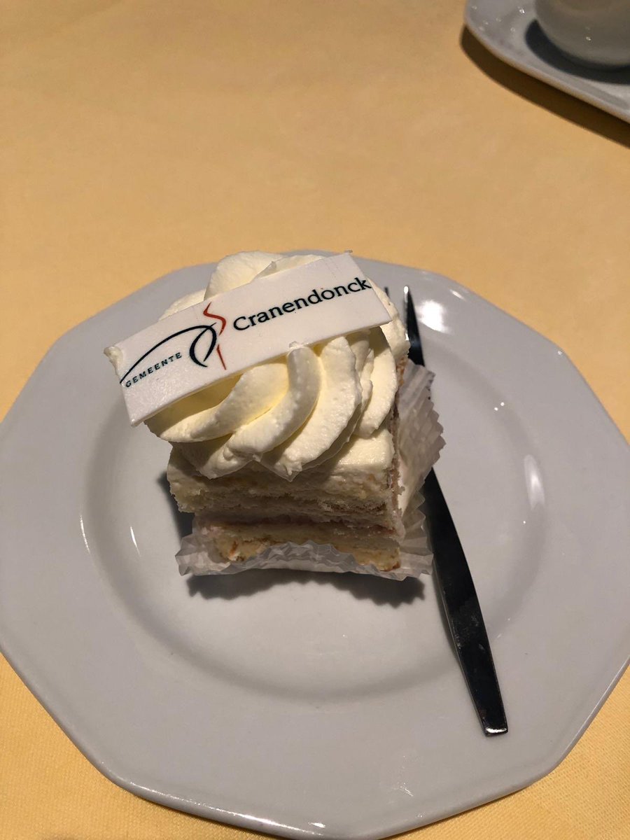 Een prachtige feestelijke middag met alle bruidsparen die 50 en 60 jaar getrouwd zijn uit onze <a href="/Gem_Cranendonck/">Gemeente Cranendonck</a>. Dank aan het seniorenorkest voor de mooie muziek, Jac Biemans voor de presentatie over het verleden en Wiel Peerlings voor zijn spontane optreden.
