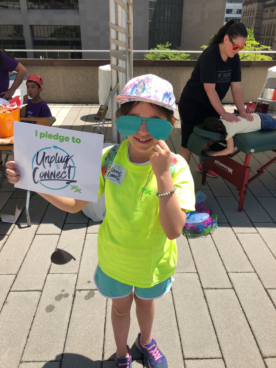 BGCdovercourt's tweet image. How are you unplugging today? Dovercourt and Junction Triangle Clubhouse members are participating in Boys and Girls Club's flag raising ceremony for the Unplug to Connect initiative at Toronto City Hall today! #facetofaceinteraction #unplugtoconnect