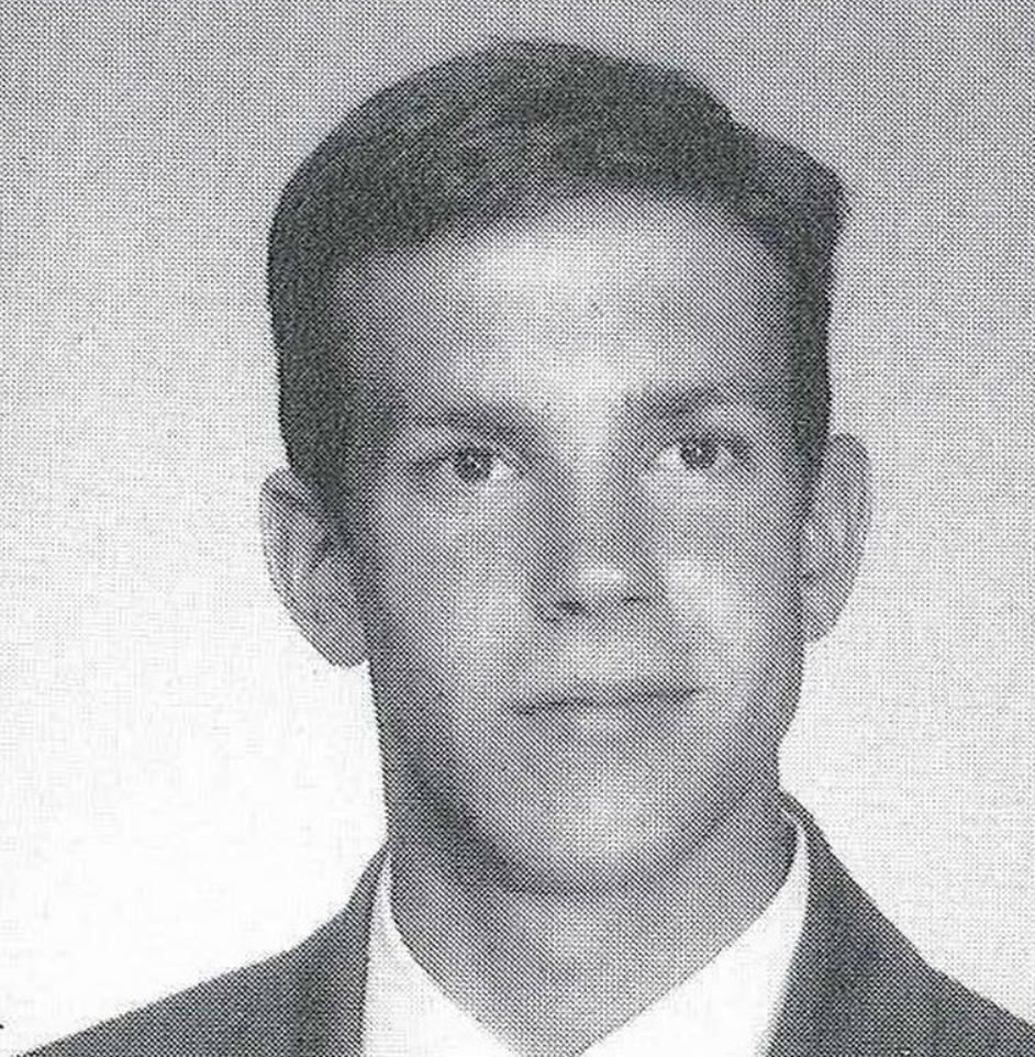 On this #FlashbackFriday, we just wanted to say that these former <a href="/theSMSD/">SM School District</a> students and <a href="/BigSlickKC/">bigslickkc</a> hosts make us #ProudToBeSMSD. Wishing everyone a great weekend!