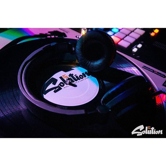djlowkey's tweet photo. 9pm tonight at @TheBlackBox5280 w/special guest, the always nice @EsNine joining me on the turntables. 📸 by @303Ken #DenverSolution #DJLowKey #DJLazyEyez #TheBlackBox #DenverMusic https://t.co/VyoJLjyeX9 https://t.co/5kn1zoIXml