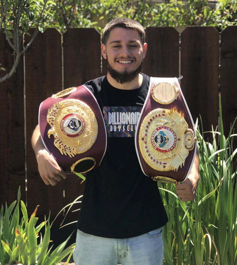 kytemonroe's tweet photo. Belts matter!! @ruben_villa4 showcasing one of his newest additions to the family! @thompsonboxing @BannerBoxing @ShowtimeBoxing #ThompsonsFinest #ThompsonBoxingPromotions https://t.co/jNiyPR7Luk