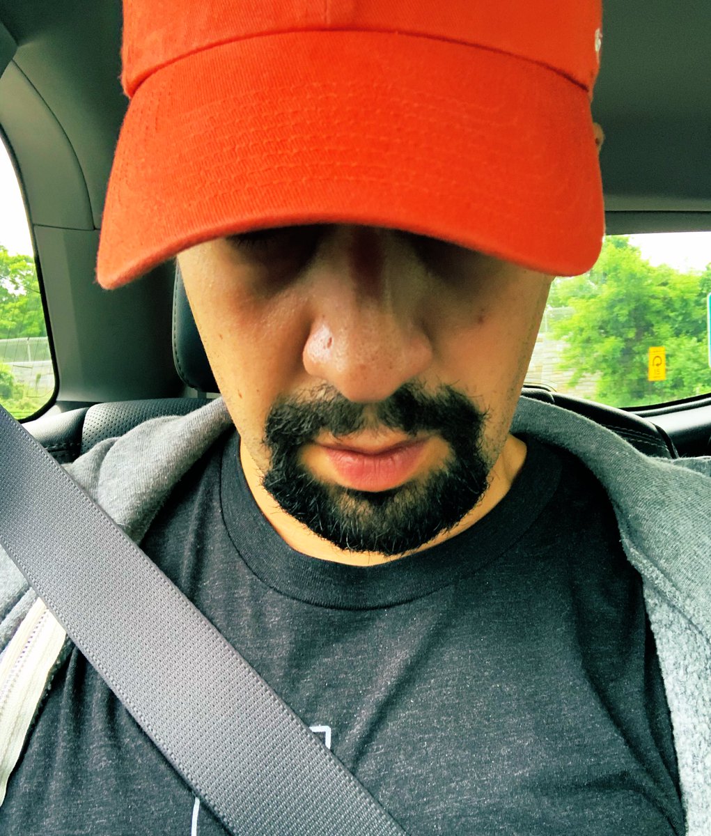 Lin_Manuel's tweet image. #WearOrange because the gun violence epidemic must stop. Donate or volunteer @AMarch4OurLives, @Everytown @MomsDemand and work towards a safer world. 

Text ORANGE to 644-33 to find an event near you. 🧡🧡🧡