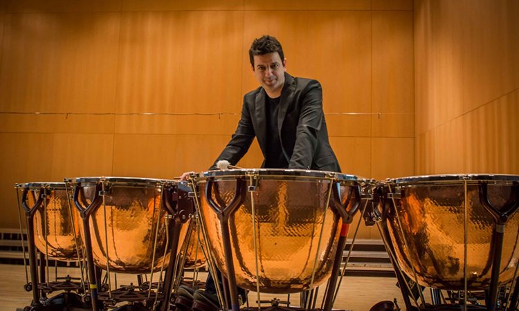 NUESTRASBANDAS's tweet image. Gratiniano Murcia será el profesor de Timbales del @ForumtTorrent 

ow.ly/V9Cm30oTRXQ 

#NBM #NBM30Aniversario #NuestrasBandasdeMúsica #concierto #música #banda #orquesta #Estudiodegrabación #sellodiscográfico #radio #productoratv #studymusic #instrumentalmusic