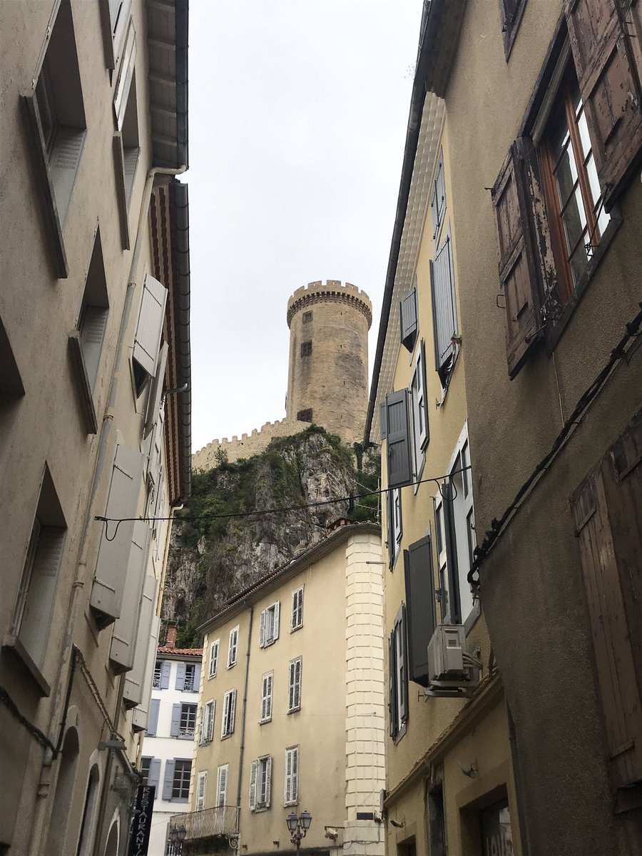 NicolasNoguier's tweet photo. De retour d’une mission d’inspection d’une structure sociale située à Foix, j’ai pu découvrir une très belle ville durant ces 3 jours sur le terrain !
Fier d’être Inspecteur de l’Action Sanitaire et Sociale ! @SNIASS_UNSA https://t.co/nGsxRWtXL2