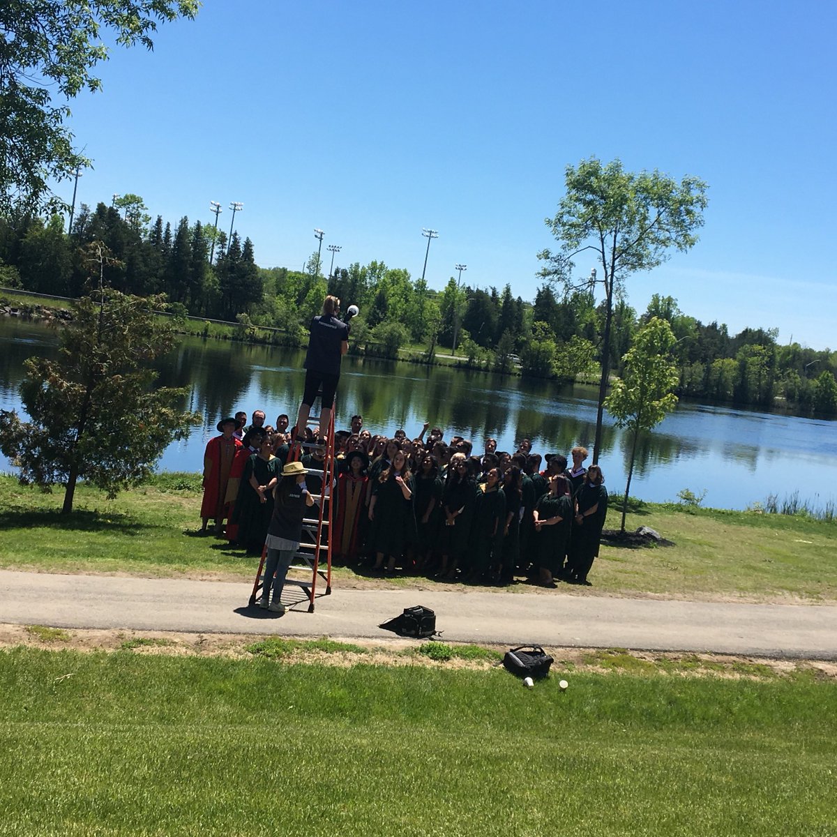 Congratulations to our M.A and Ph. D graduates today @TrentConvo. What a spectacular day to celebrate your hard work. Here is a behind the scenes of our group shot.
